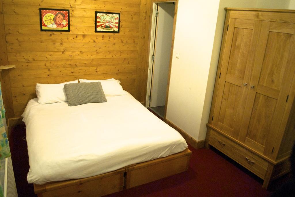 Chalet Chardons Hostel Tignes Phòng bức ảnh