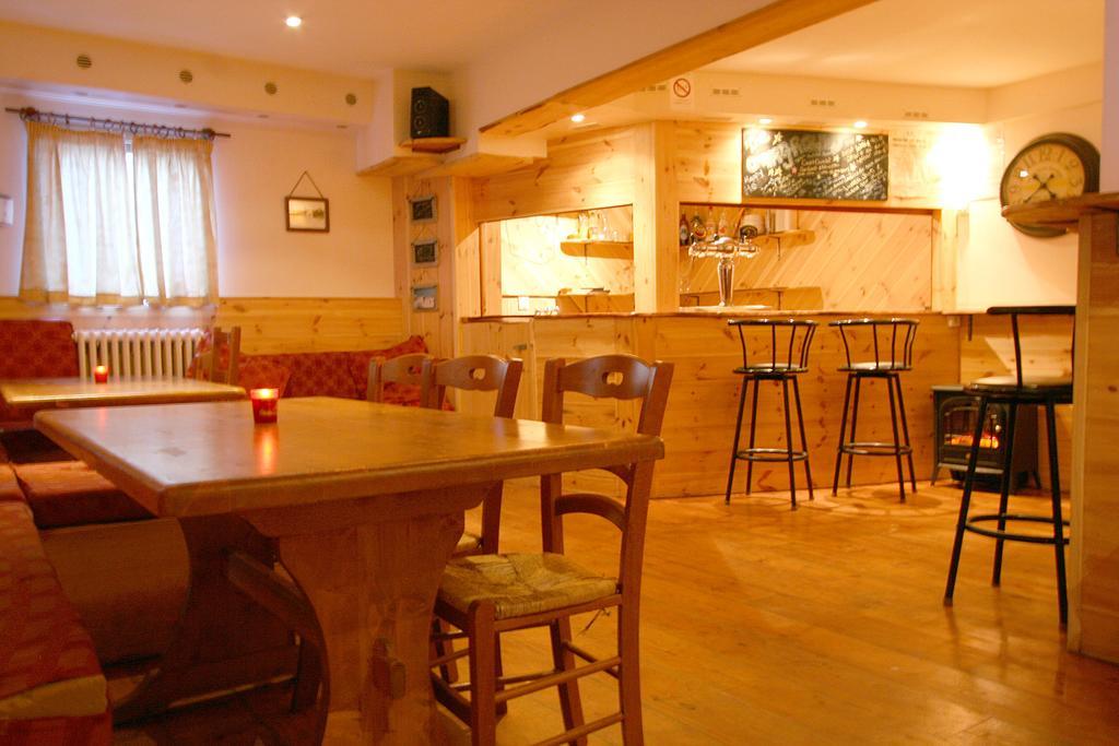 Chalet Chardons Hostel Tignes Ngoại thất bức ảnh
